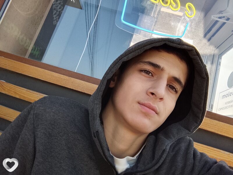 Нурик, 18, Хасавюрте — анкета №3335125