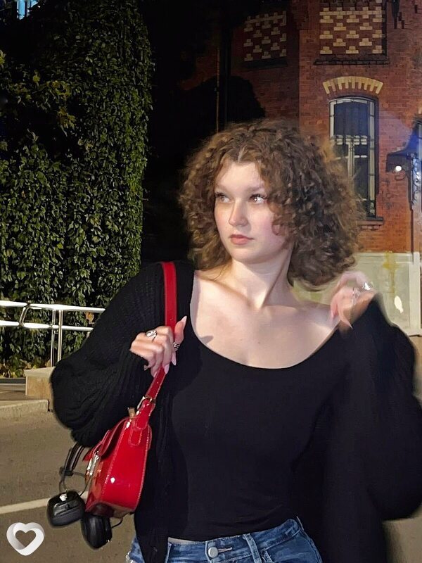 Анна, 25, Москве — анкета №3336048