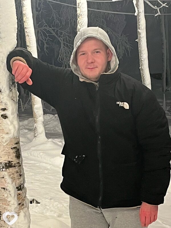 Артем, Кизел
