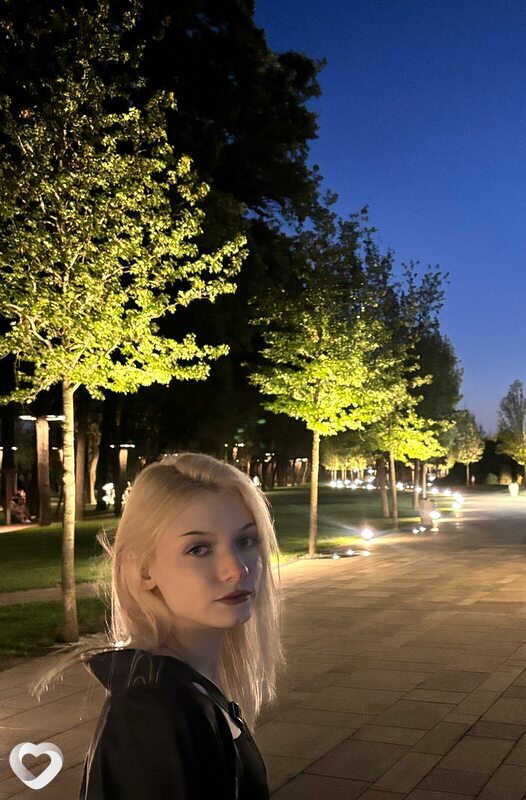 Алина, 18, Москве — анкета №3337469