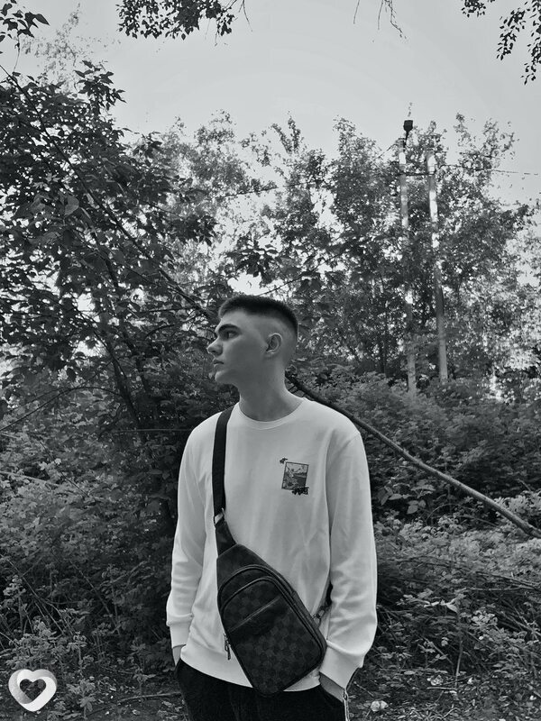 Максим, 21, Иванове — анкета №3338325