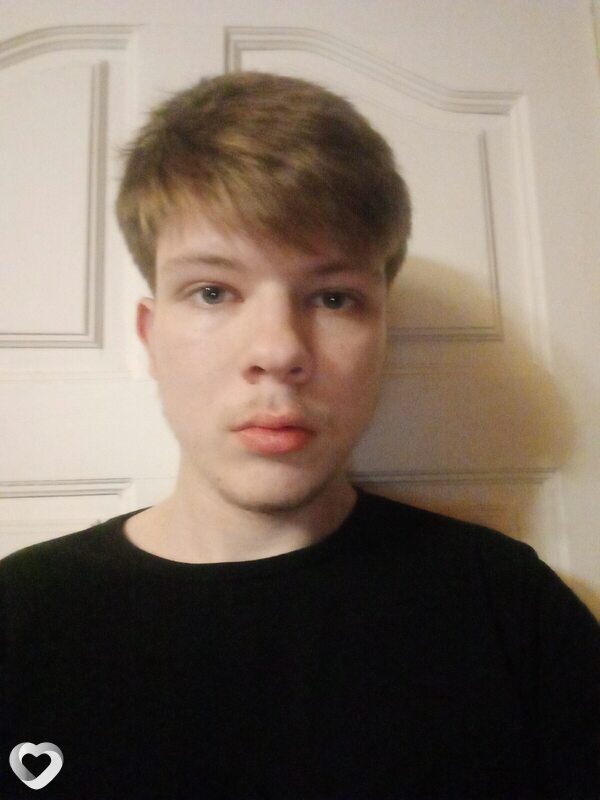 Лев, 20, Москве — анкета №3338805