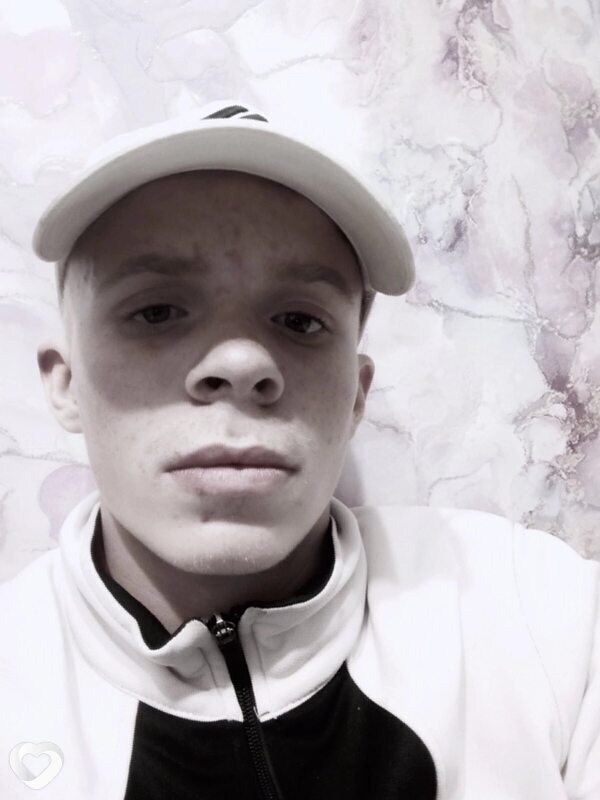 Виктор, 21, Шклове — анкета №3339147