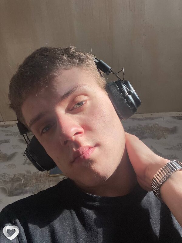 Максим, 21, Борисове — анкета №3339044