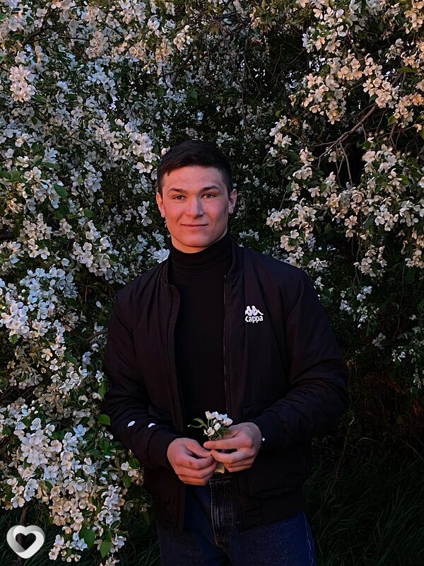 Алексей, 21, Ангарске — анкета №3341097