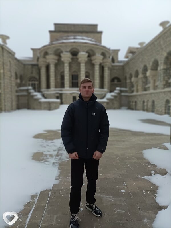 Данил, 22, Ессентуках — анкета №3341595