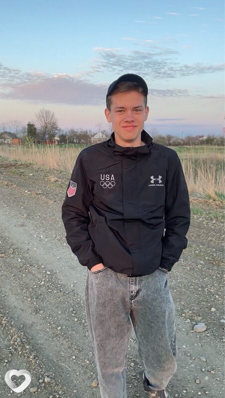 Александр, 19, Майкопе — анкета №3341667