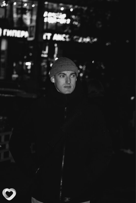 Илья, 21, Новосибирске — анкета №3342624