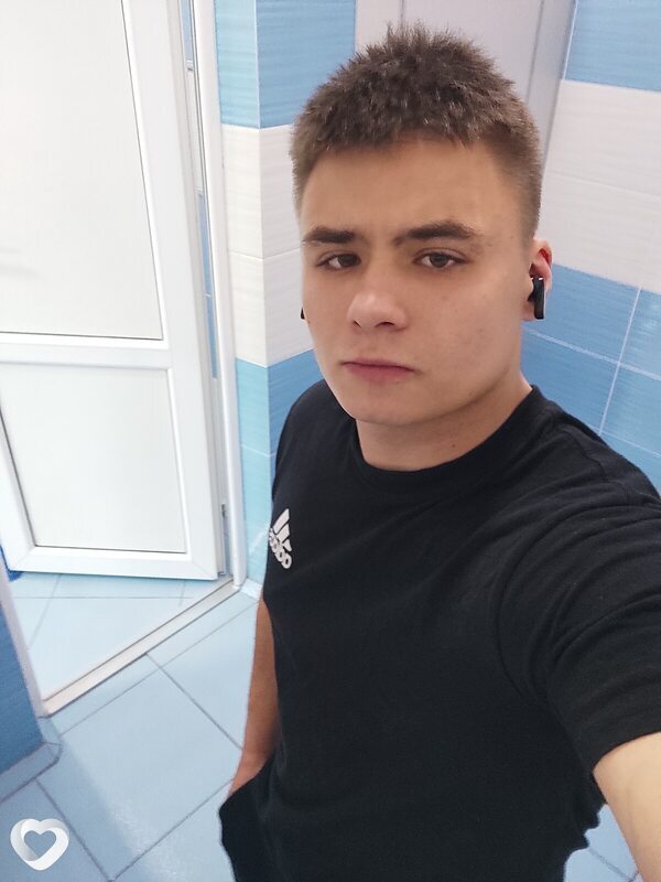 Даня, 21, Минске — анкета №3343326
