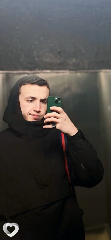 Мубориз, 21, Москве — анкета №3343041