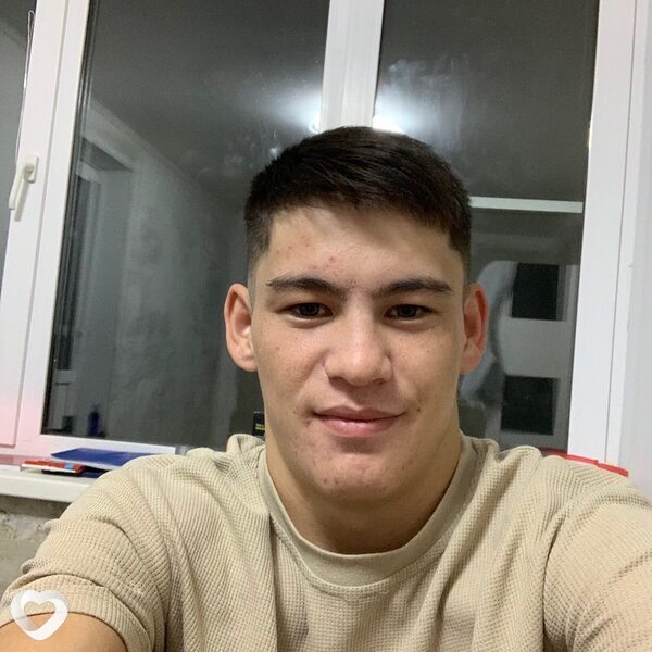 Василий, 20, Орске — анкета №3343142