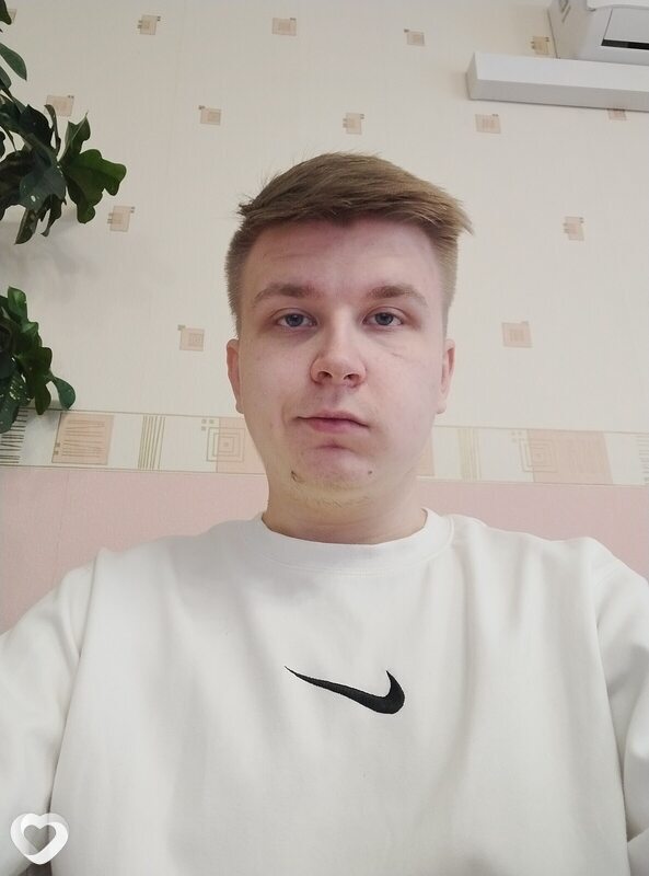 Гриша, 22, Шахтах — анкета №3343606