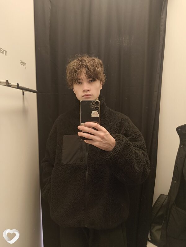 Кирилл, 19, Дзержинске — анкета №3344227