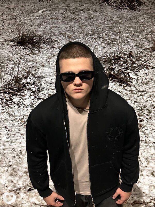 Дмитрий, 21, Тамбове — анкета №3345632