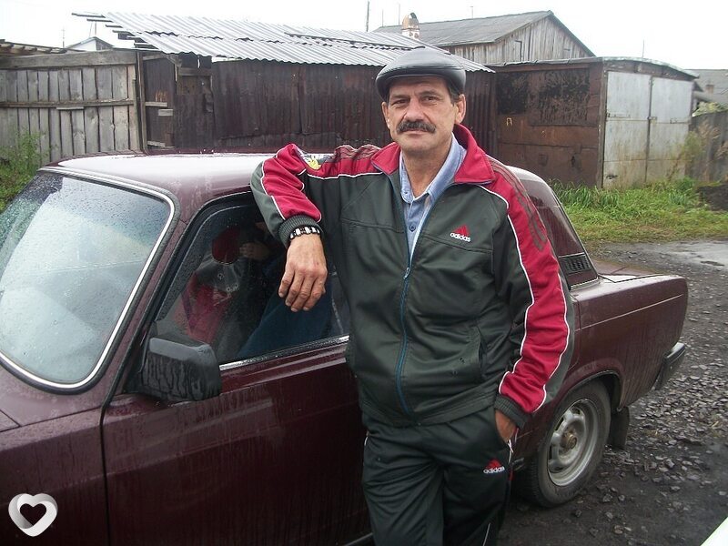 Геннадий, Уяр