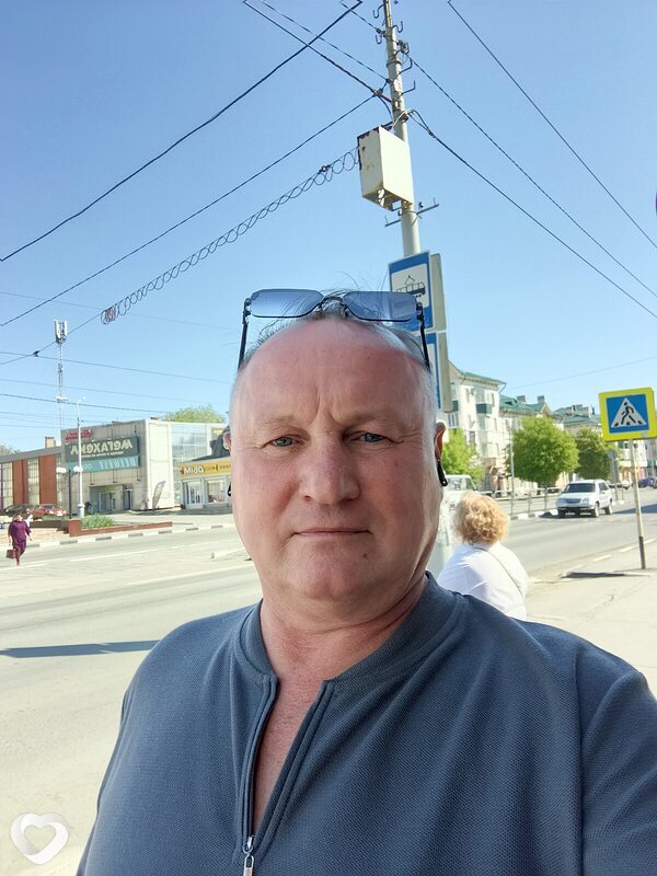 Ddoni, Гай
