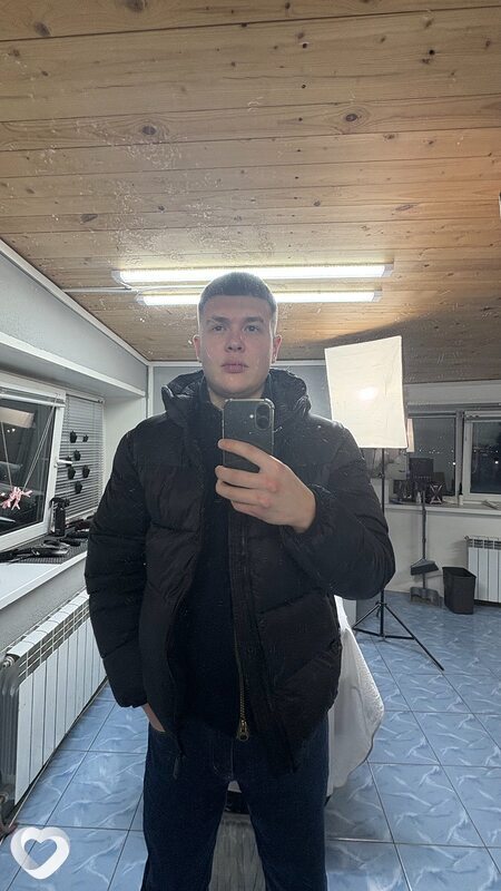 Антон, 26, Воткинске — анкета №3346473