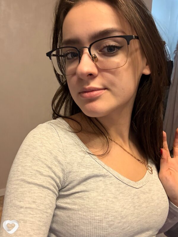 Настя, 23, Апатитах — анкета №3346353