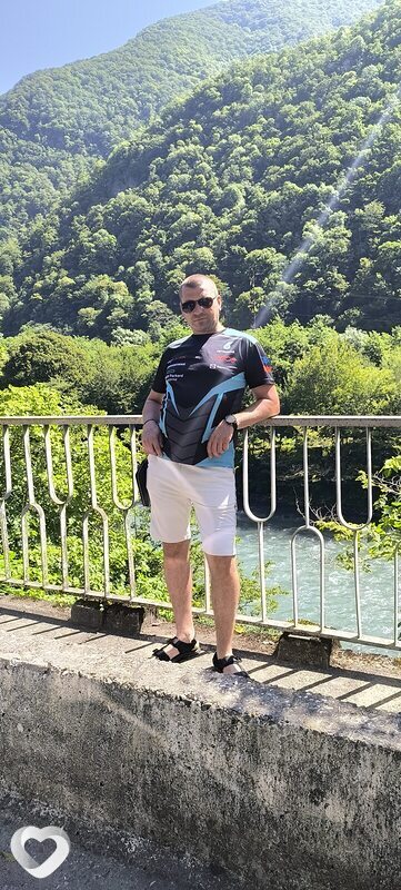 Виктор, 41, Луганске — анкета №3346447