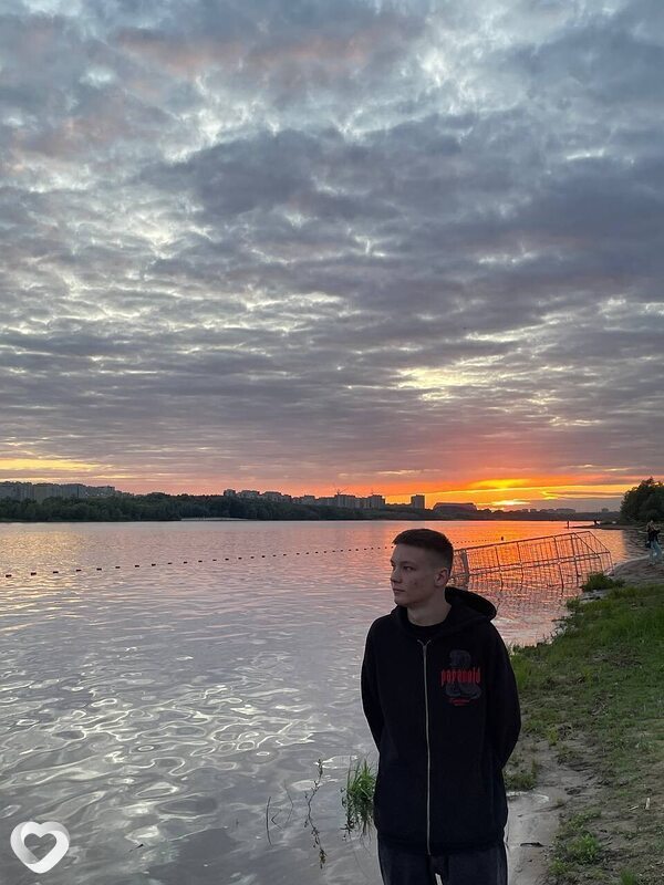 Иван, 19, Новосибирске — анкета №3347275