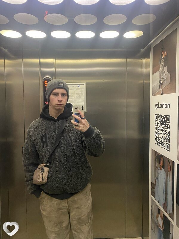 Витя, 22, Минске — анкета №3348313