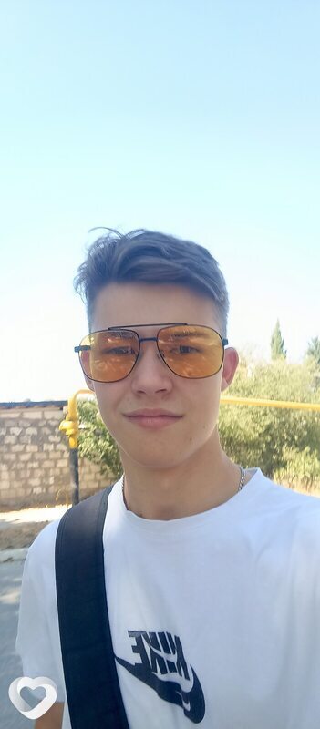 Дима, 18, Севастополе — анкета №3349025