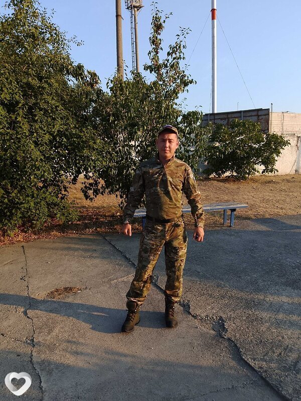 Артем, 27, Астрахани — анкета №3349812