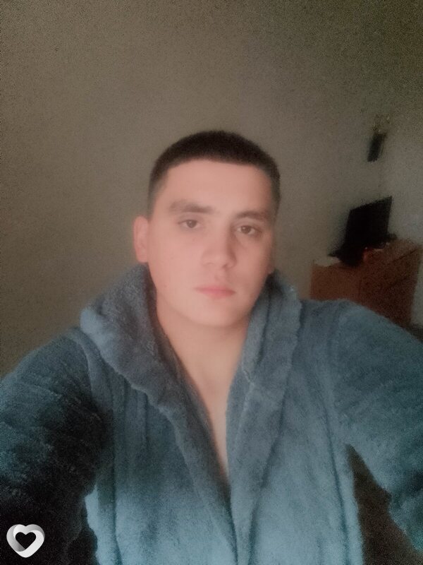 Михаил, 20, Краснодаре — анкета №3350739