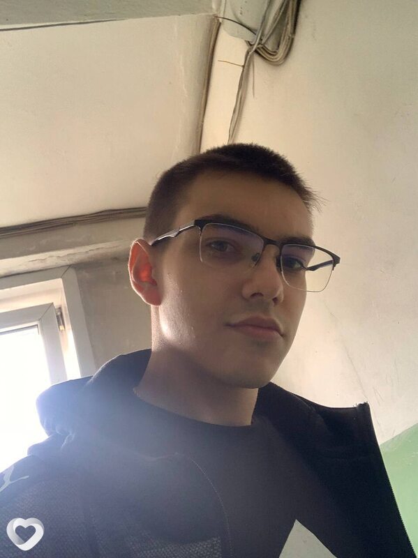 Дмитрий, 21, Новокузнецке — анкета №3352850