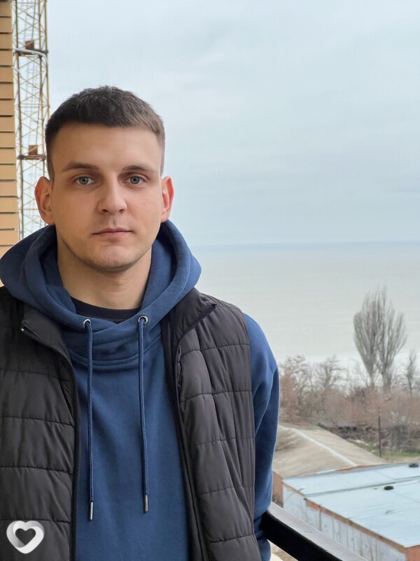 Антон, 25, Таганроге — анкета №3352875