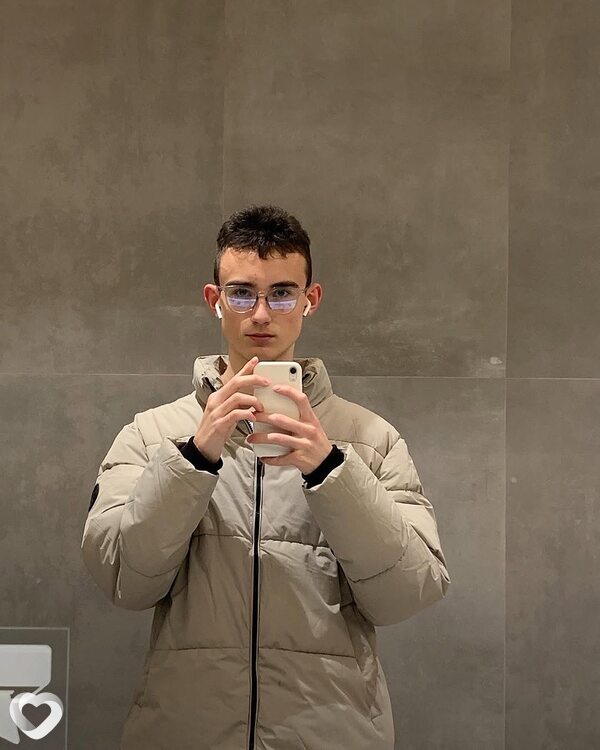 Федя, 21, Москве — анкета №3353092