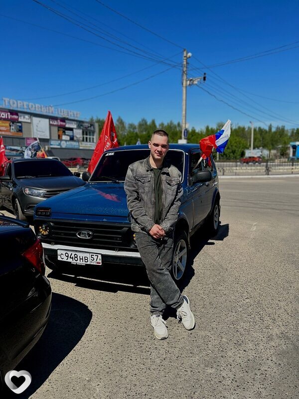 Александр, 23, Ливнах — анкета №3353491