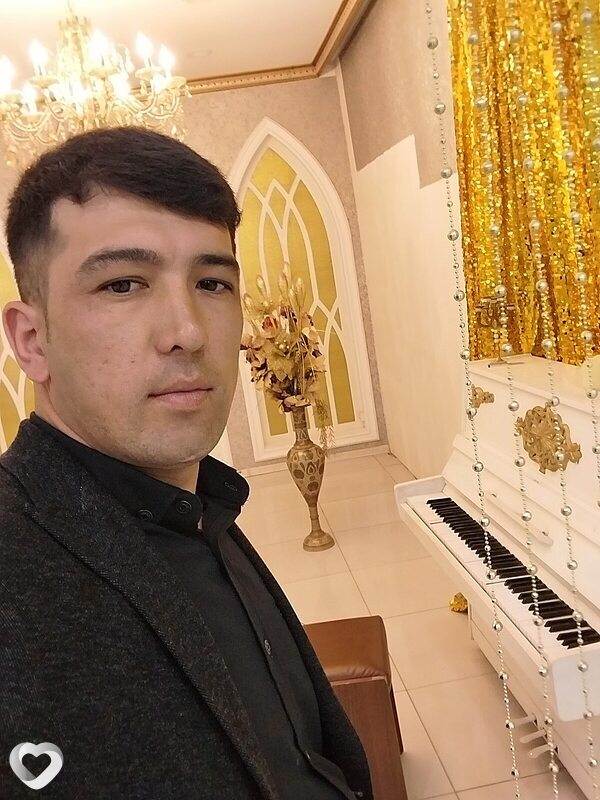 Алик, 32, Москве — анкета №3353628