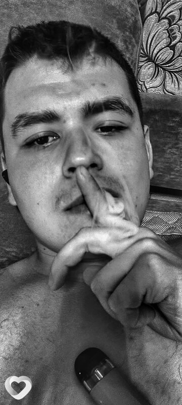 Илья, 21, Томске — анкета №3354568