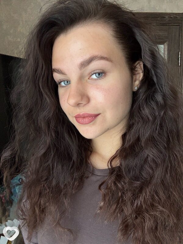 Аня, 20, Минске — анкета №3354644