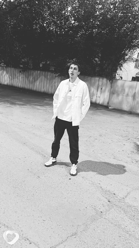 Артём, 27, Усть-Каменогорск — анкета №3354729