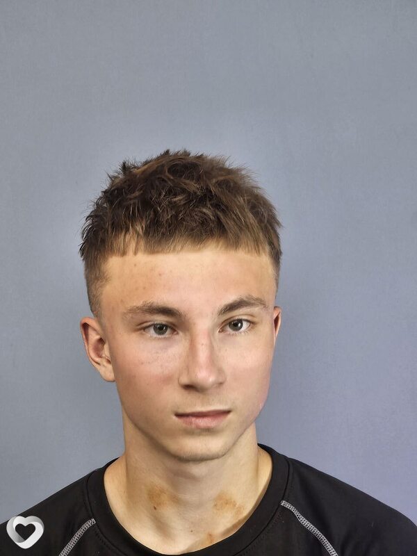 Максим, 19, Твери — анкета №3355174