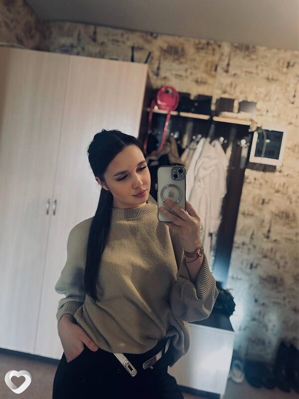 Полина, 19, Саратове — анкета №3356540