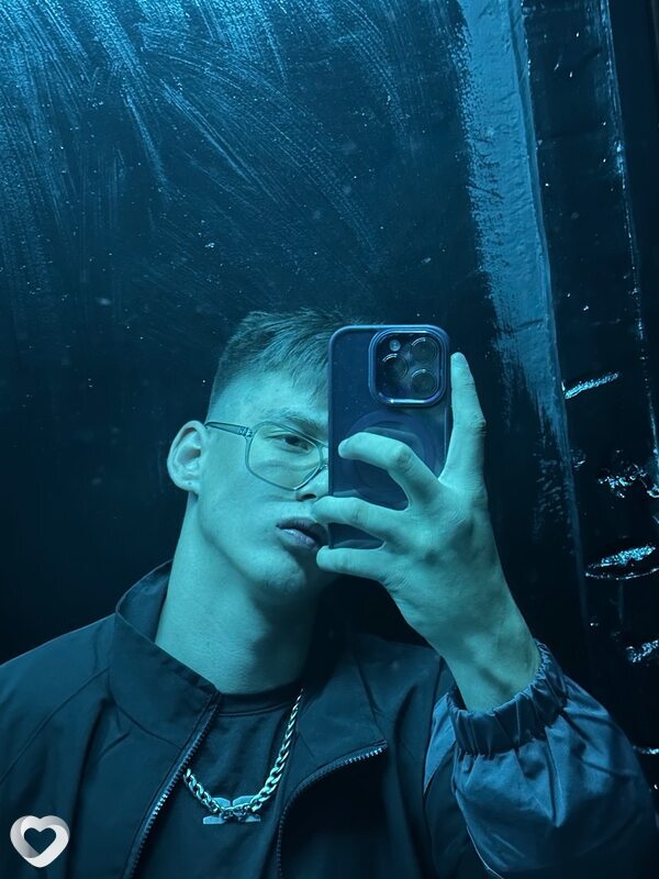 Илья, 19, Саянске — анкета №3357482
