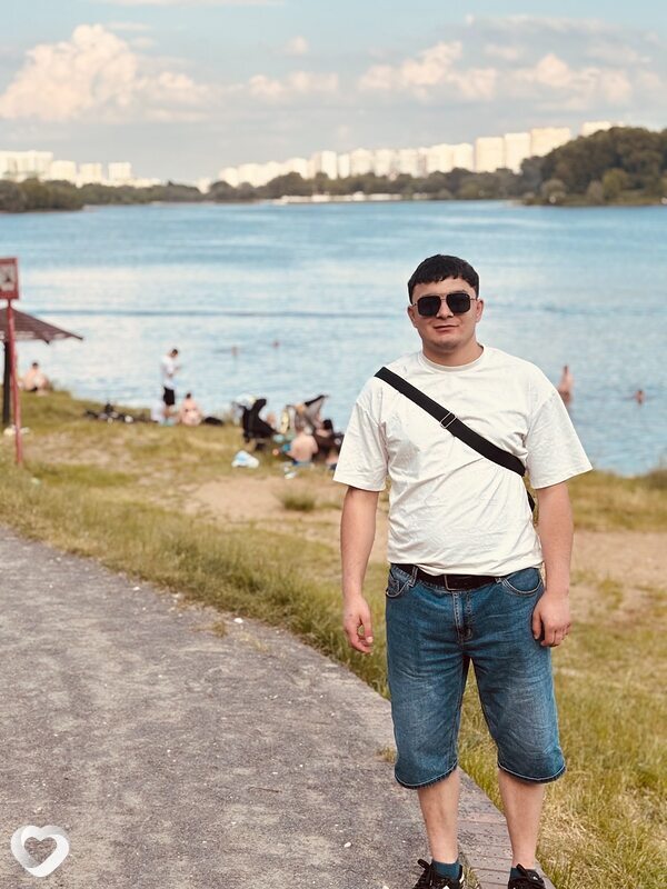 Farrux, 24, Москве — анкета №3357882
