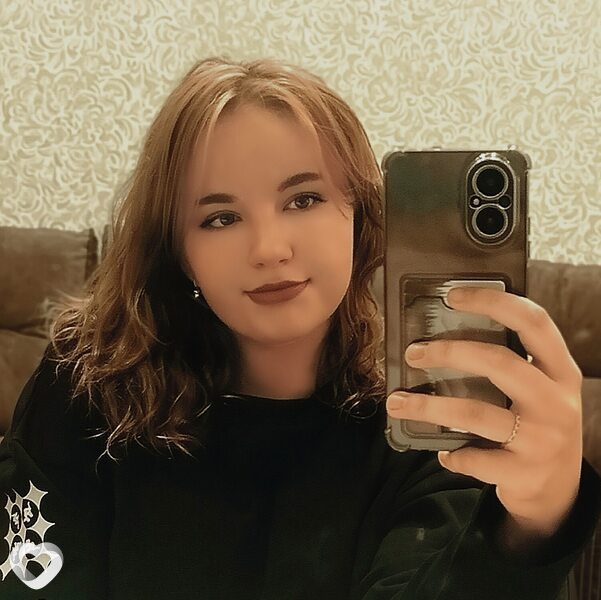 Дашуля, 18, Екатеринбурге — анкета №3358545