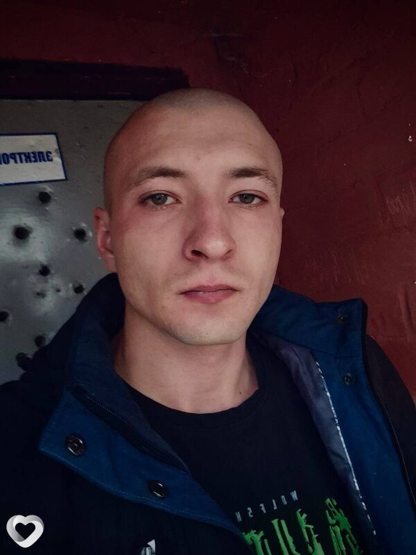 Артем, 27, Барановичах — анкета №3358184
