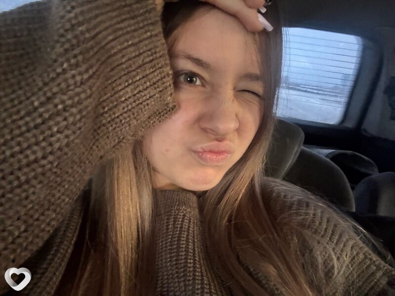 Анна, 19, Красноярске — анкета №3358223