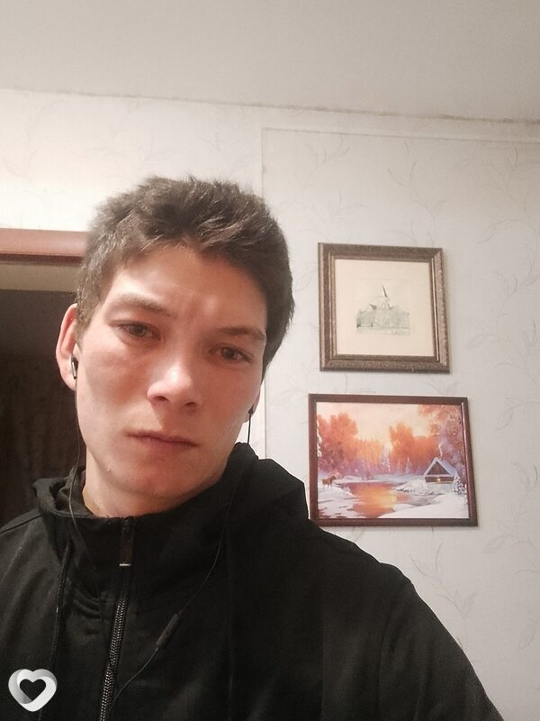 Ivan, 25, Нарьяне-Маре — анкета №3358861