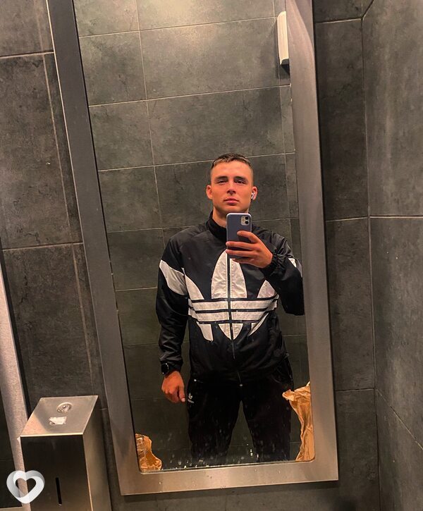 Игорь, 26, Калининграде — анкета №3358897