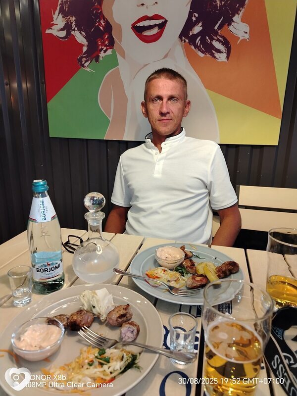 Максим, 39, Барнауле — анкета №3359438