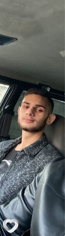 Артём, 22, Ижевске — анкета №3359317