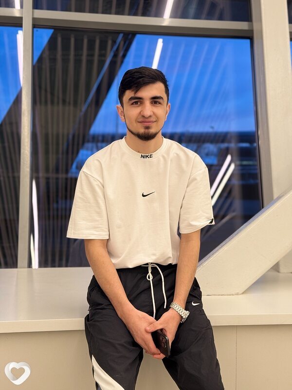 Акбар, 27, Тюмени — анкета №3360051