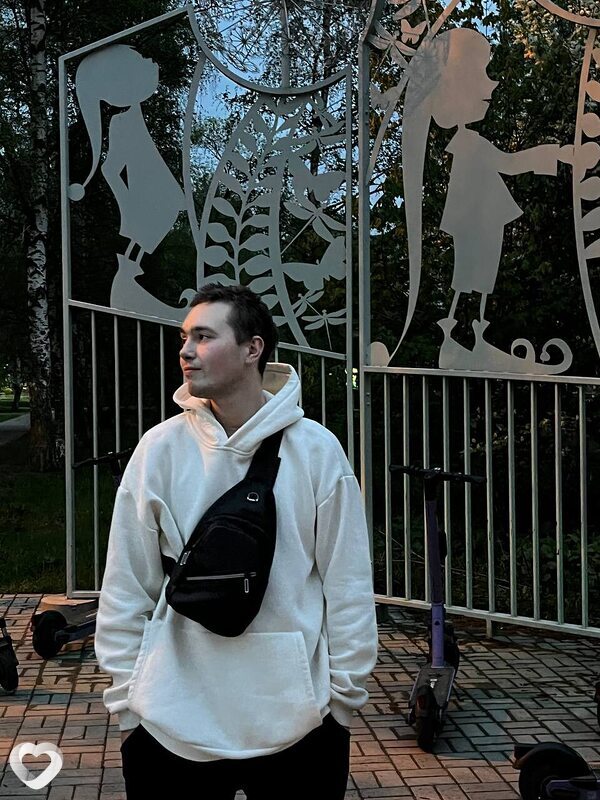 Дмитрий, 21, Петрозаводске — анкета №3360249