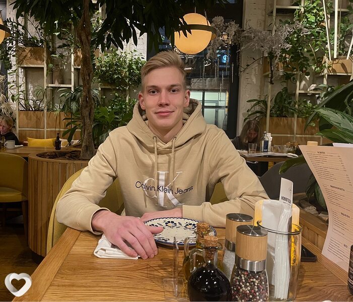 Artem, 24, Москве — анкета №3360595